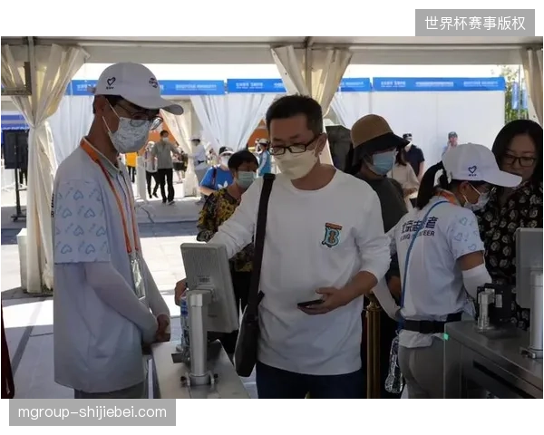 忽略观众入场轨迹规划,致使核验系统在关键场次面临局部崩溃 忽略观众入场轨迹规划,致使核验系统在关键场次面临局部崩溃